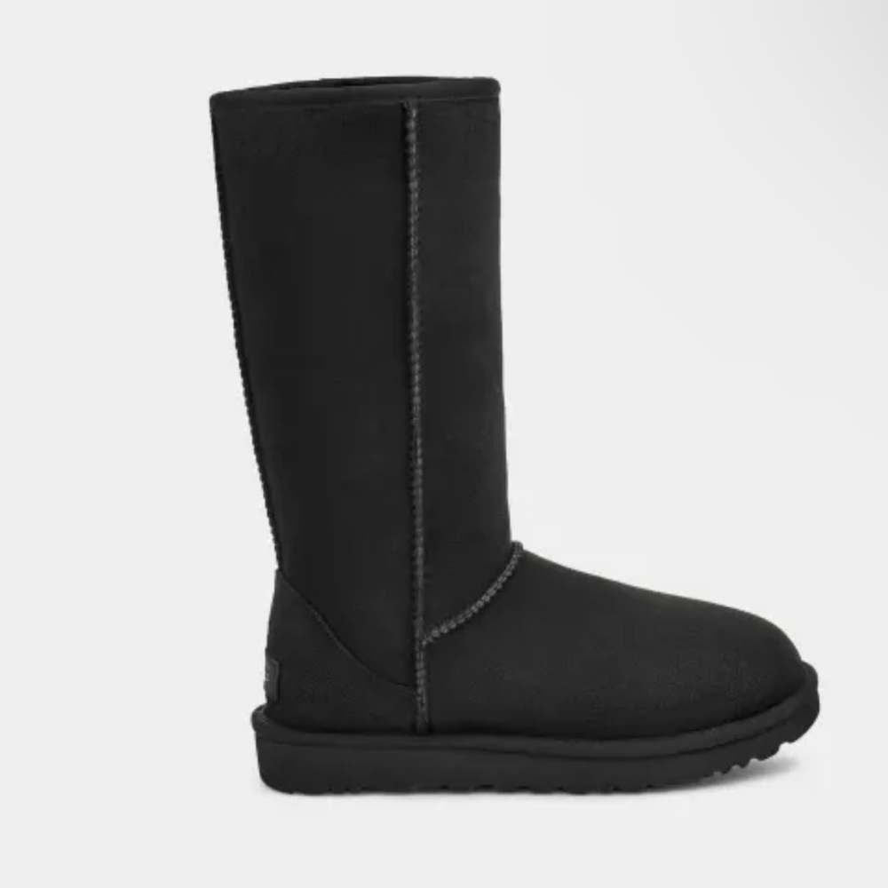 UGG classic black tall boot